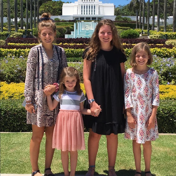 Meet your Posher, Meredith - Picture 3 of 8